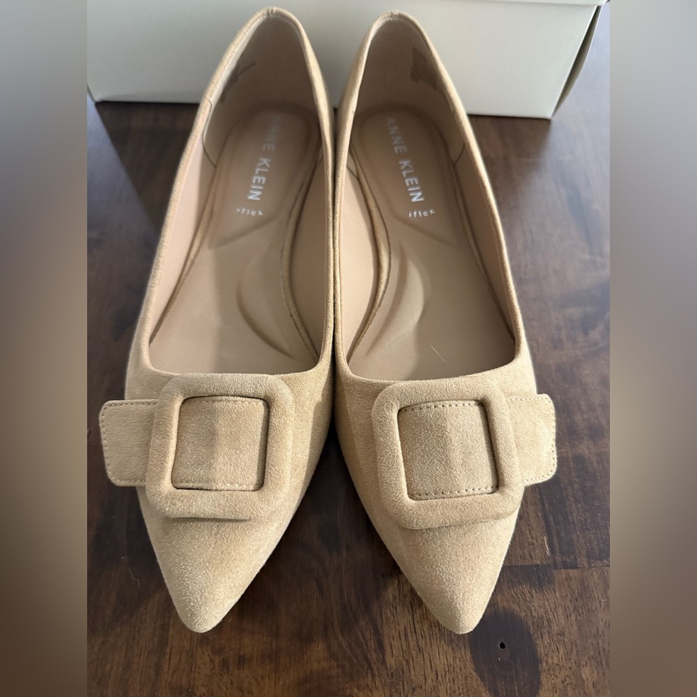 Anne Klein Women's Kalea Pointed Toe Flats - 8.5 Tan - Picture 2 of 6